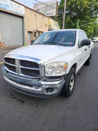 2008 Dodge Ram 1500 Pickup SXT Edition - $2,500 (Brooklyn)63614765026177122
