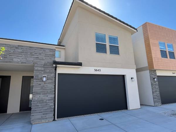 $1,895 / 3br - 1570ft2 - New Townhome, October Rent Free!64020362481922120