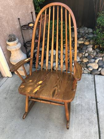 Vintage Solid Wood (Oak) Rocking Chair 1