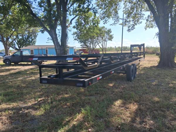 7 bale hay hauler 1