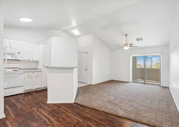 $1,264 / 2br - 976ft2 - Bella Vita: An Oasis of Calm with Modern Conveniences (Bullhead City)63618517788419121