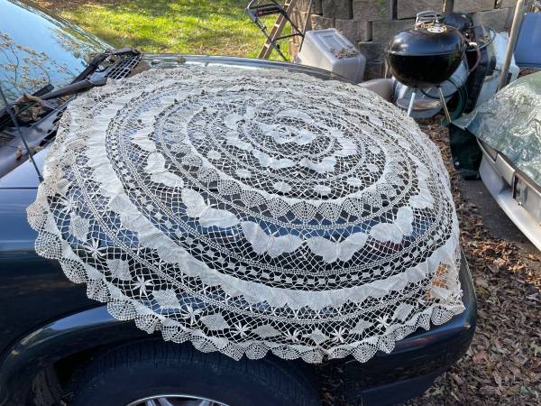 Round Belgian Lace Handmade Tablecloth with Butterflies 1