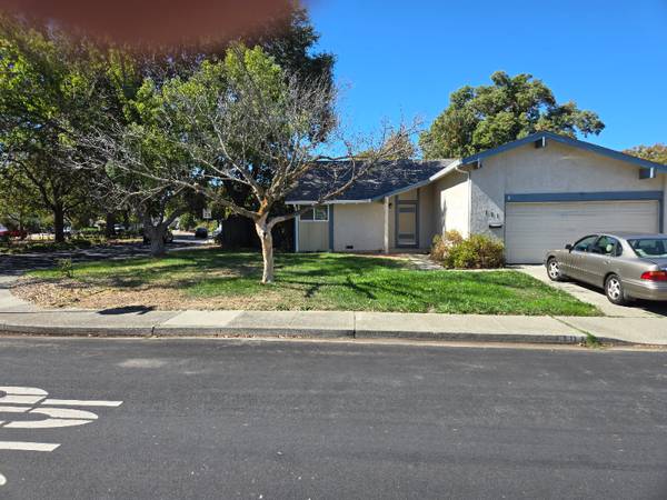 $2700.00 / 3br - 1300ft2 - 101 Longview Drive, Vacaville, Ca. 9568764043837573123120