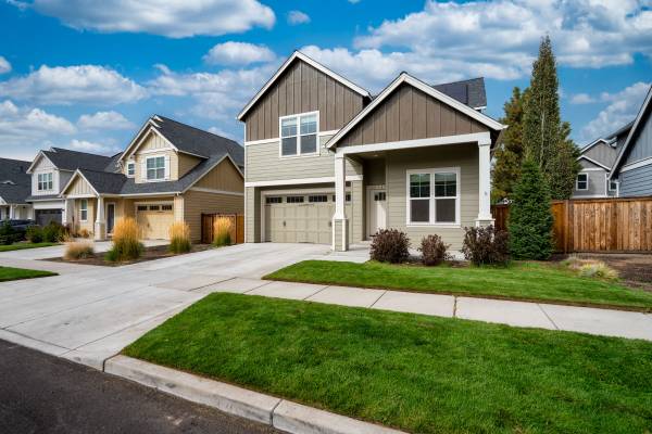 Modern Craftsman House in Farmington Reserve! New Price! 1