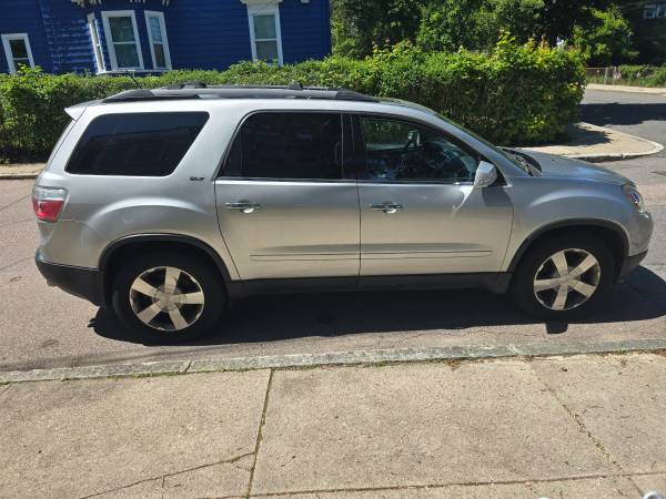 2012 GMC Acadia SLT 1 AWD 123600 mi MINT repairable - $1,750 (Roslindale)63623751190913123