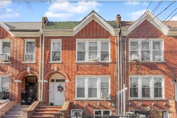 $2,800 / 3br - 3 Habitaciones 1 Baño Parrott Pl 1er Piso Brooklyn NY 11228 (Brooklyn NY)63816602742657121