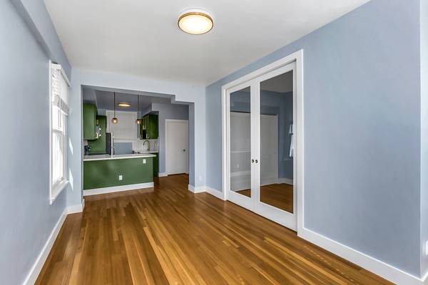 $4,095 / 1br - 639ft2 - 1 Bedroom//2355 Leavenworth&Chestnut/W/D in unit/ Coming soon!! (russian hill)64000757436673122