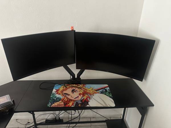 2 gaming monitors 1