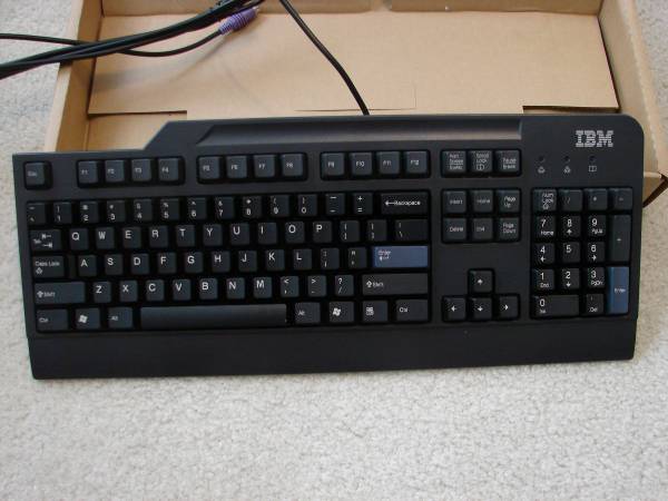 IBM Computer Key Board Mod. KB0225 New in Box. 1
