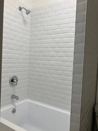 $3,150 / 2br - 850ft2 - 850ft2 - 🌟 Crown Heights Brownstone Gem – Spacious 2BR + Home Office (Crown Heights)63788575151107121