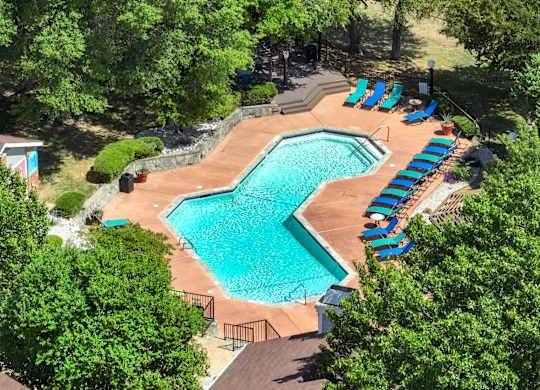 $1,190 / 1br - 822ft2 - 1B/1B, 24 hour Fitness Center, Two Sparkling Blue s (1400 Esters Rd, Irving, TX)63796476852611123