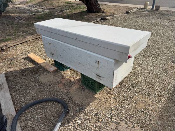 Large tool box for pickup 1