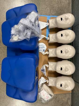 LOT of5 PROMPT CPR Training Manikins Practice Dummy with case with miscellaneous 1
