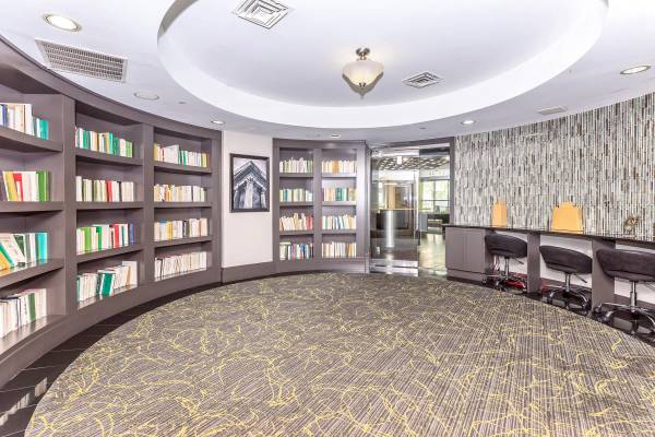 $1,633 / 1 habitación - 856 pies² - Techos de 9 pies, habitaciones con alfombra, microondas incluido (14720 4th St, Laurel, MD)63685908928259120