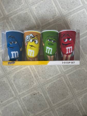 M&M's 3D Metallic Cup Set; Set of 4 (24 oz Cup 1