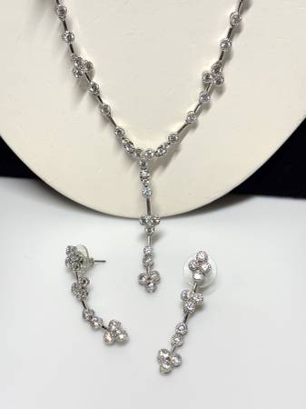 Austrian Crystal Lariat Style Necklace Set w/Earrings 1