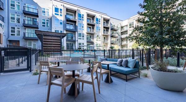 $2,486 / 2br - 768ft2 - Bike Storage, Fitness Cub with Virtual Training (Austin, Texas)63922559011843121