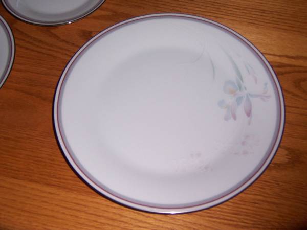 Noritake Bone China 1