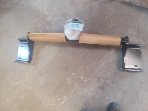 Brand New With Box Class II Receiver Hitch 1