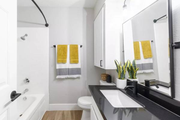 $1,836 / 2br - 744ft2 - Private Patio, Two 24-Hour Onsite Laundry Facilities, A Must See (Arden Arcade)63900568987907123