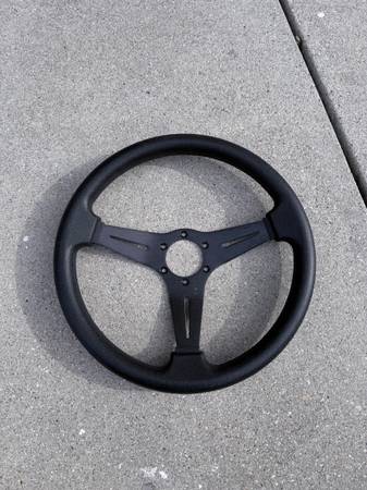 Racing Steering wheel 1