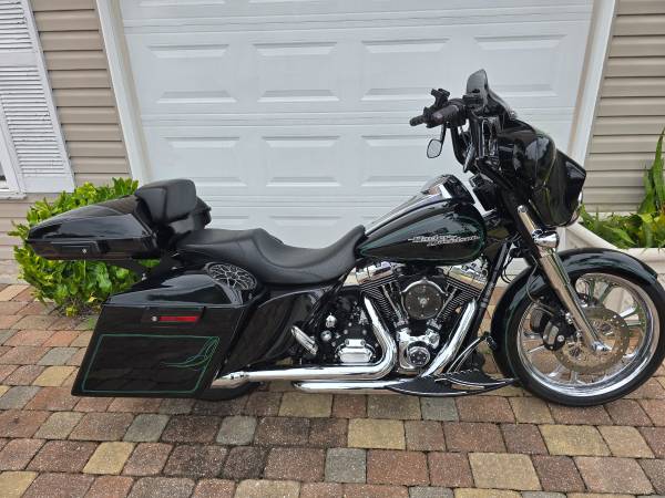 2011 Custom Harley Davidson Street GL. Mint Cond. 28K Invested 1