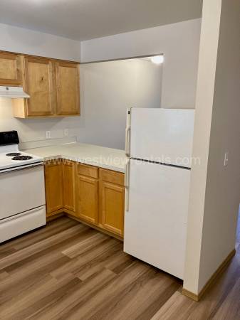 $1,750 / 2br - 912ft2 - 135 Prince Ave #303 | Ático de 2 habitaciones/1.5 baños | ¡Admite mascotas! (Bakerview)63920959409667124