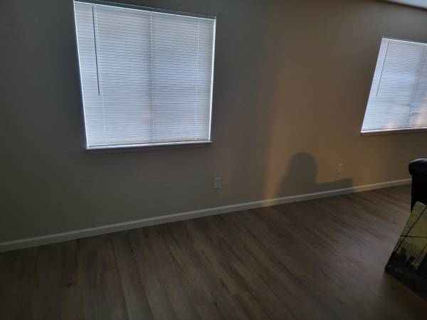 $825 / 3br - Room available in nice 3BR house — $825/mo, garage + washer/dry (Redding)63972382291971122