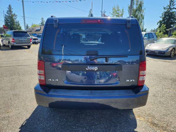 2008 Jeep Liberty 4x4 4WD Sport  4dr SUV SUV - $5,999 (Leavitt Auto Sales)63622905774721123