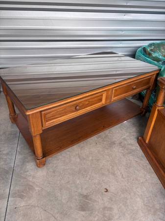Solid Wood Coffee table/ End Table Set 1