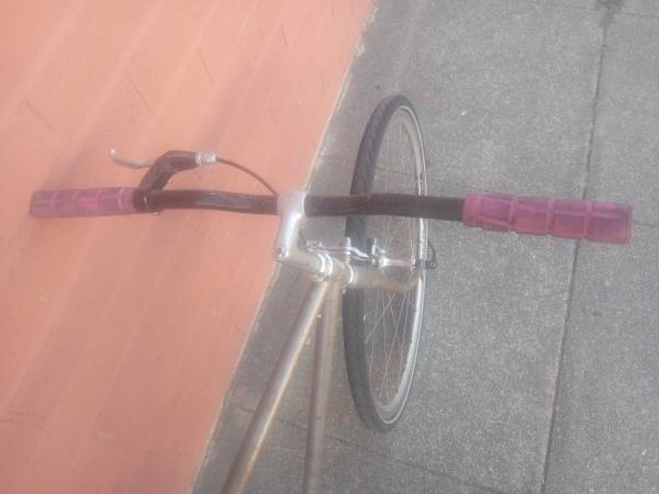 Bicicleta de carretera de una velocidad 'Centurion'. ¡Construida a medida! - $160 (richmond / point / annex)63471254796545124