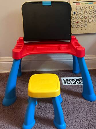 Vtech Touch and Learn Activity Desk Deluxe 1
