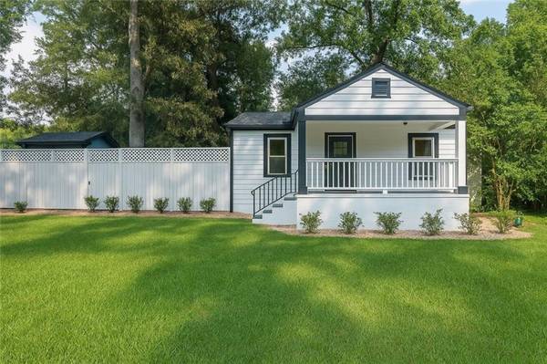$2700.00 / 3br - 1800ft2 - Cozy 3 Bed, 2 Bath Single Family Home in Atlanta, GA - Available 10/163964400148994121