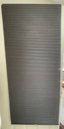 HOPPVALS IKEA Room darkening cellular blind, cordless 1
