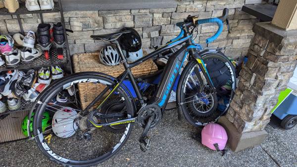 Giant Road E+ 1 Pro 1