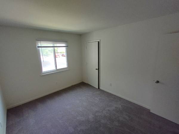 $1041.00 / 2br - 840ft2 - Rivermont Area 2 Bed Apartment in Lynchburg, VA - Available 9/15 - $1063851969310081123
