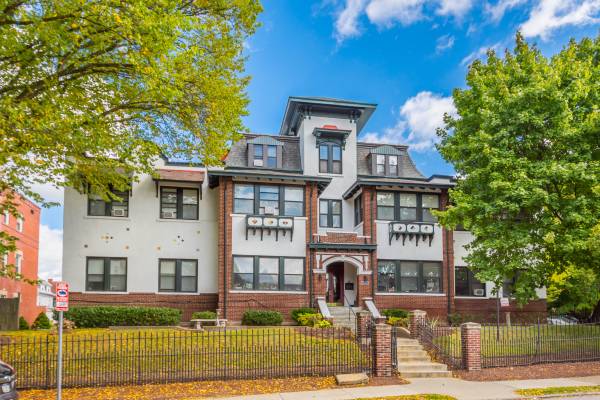 Garage Space available of off Stanton Ave 1