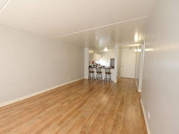 $1,980 / 2br - 743ft2 - Una visita obligada, fácil acceso a la autopista, vistas, estacionamiento reservado (Waipahu, HI)63686672845699120