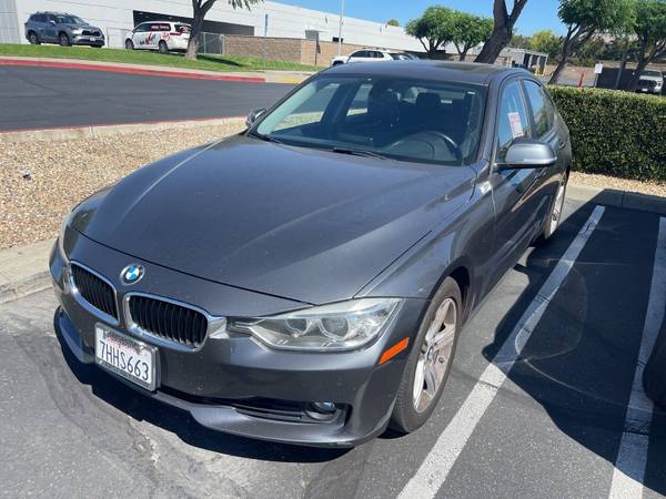 Sedán BMW Serie 3 de 2014 - $9,998 (_BMW _ _ 3 Series _)63470901212163122