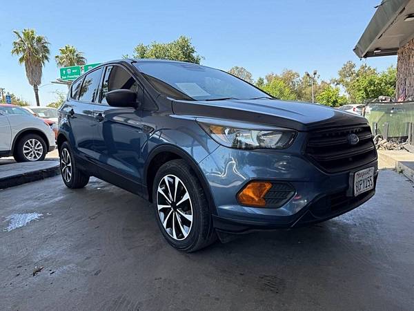 2018 Ford Escape S 4 puertas SUV - $6298.0063470758880259123