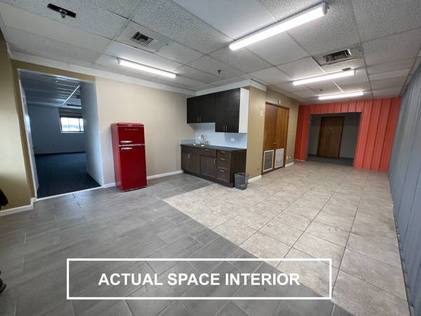 $1,000 / 1500ft2 - 📍 5610 W Bloomingdale, Warehouse Space - #29 (Humboldt Park)63959877460738124