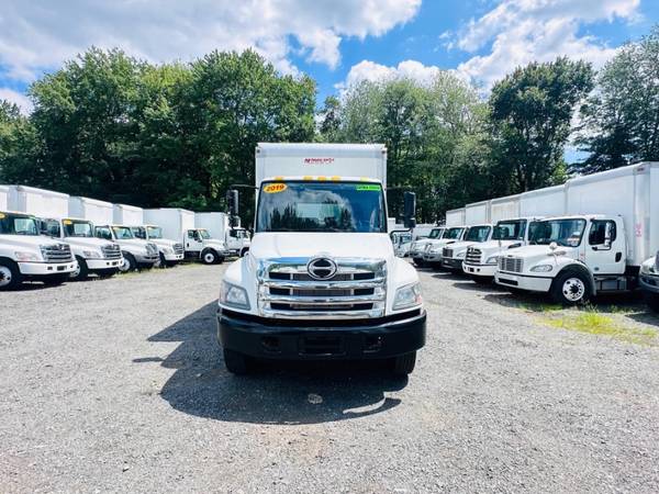 ¡Guau! Un Hino 268A del 2019 con 210.859 millas en Brooklyn - $29.995 (South Amboy)63437716258945123