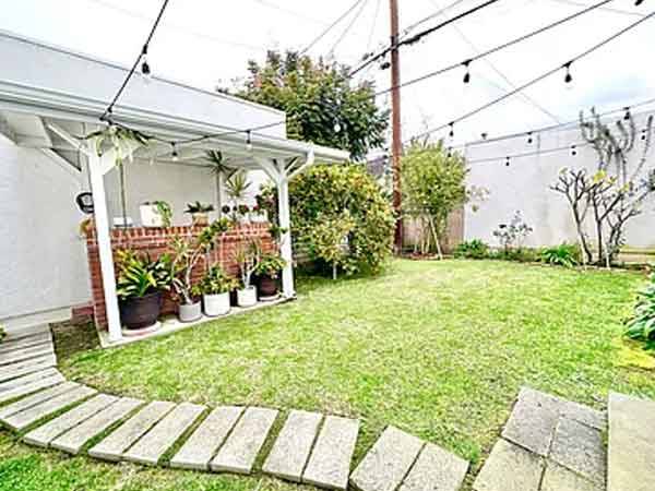 $850 / 450ft2 - ''Cozy Studio for rent.'' (3774 Moore St, Los Angeles, CA)63998005093762121