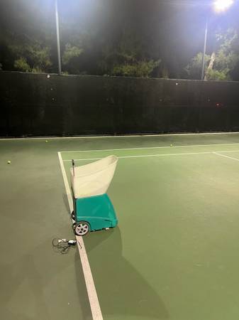 Tennis  Ball Machine Silent Partner Smart 1