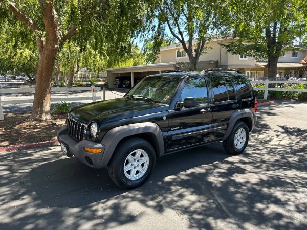 Jeep Liberty 2004 - $1.850 (milpitas)63617813821697120