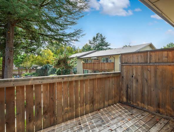 $1,595 / 2br - Short Commutes to Beaverton & Portland, Dog Park + Two Bedroom (Beaverton)64038885011971121