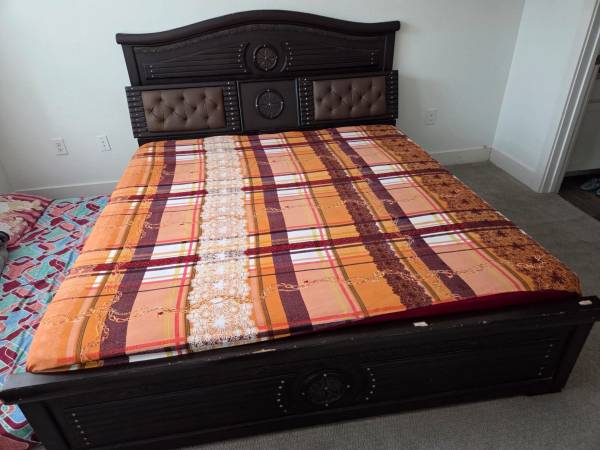 Solid Wood King Size Storage Bed Frame – Packed with Built-In Storage! 1