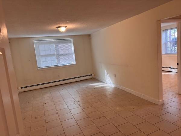 $1,850 / 1hab - 600ft2 - Apartamento sólido de 1 habitación justo al lado de Horn Pond (Woburn)63655287806977124