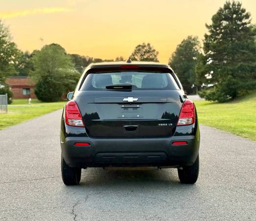 Chevrolet Trax LS sport 2015 - $6,300 (Charlotte)63613444857219123