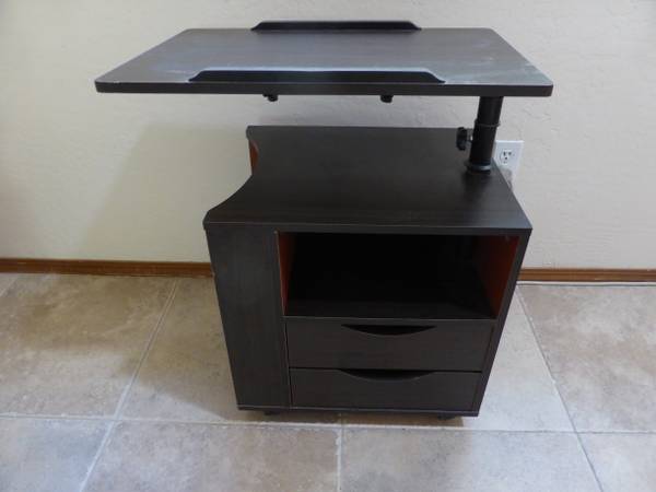 cube computer table 1